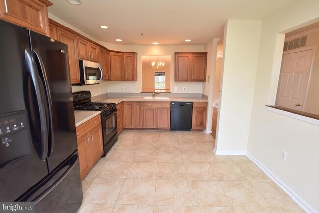 7919 Blue Gray Cir in Manassas, VA - Foto de edificio - Building Photo