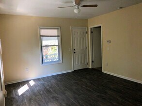 520 Harlan Ave NE in Grand Rapids, MI - Building Photo - Building Photo