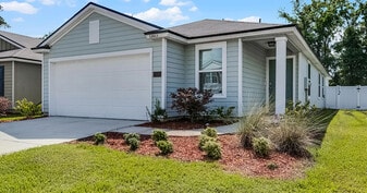 Loggia Pointe in Jacksonville, FL - Building Photo