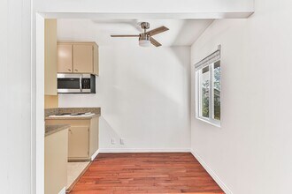 3525 2nd St, Unit 2 in Long Beach, CA - Building Photo - Building Photo