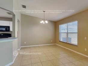 4709 Rockingchair Dr in Valrico, FL - Foto de edificio - Building Photo