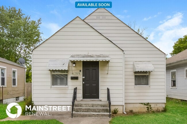 property at 1526 N Grant Ave