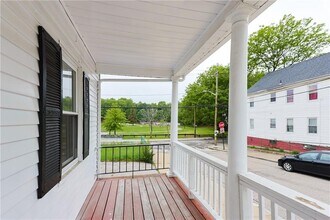 24 Vale St in Providence, RI - Building Photo - Building Photo