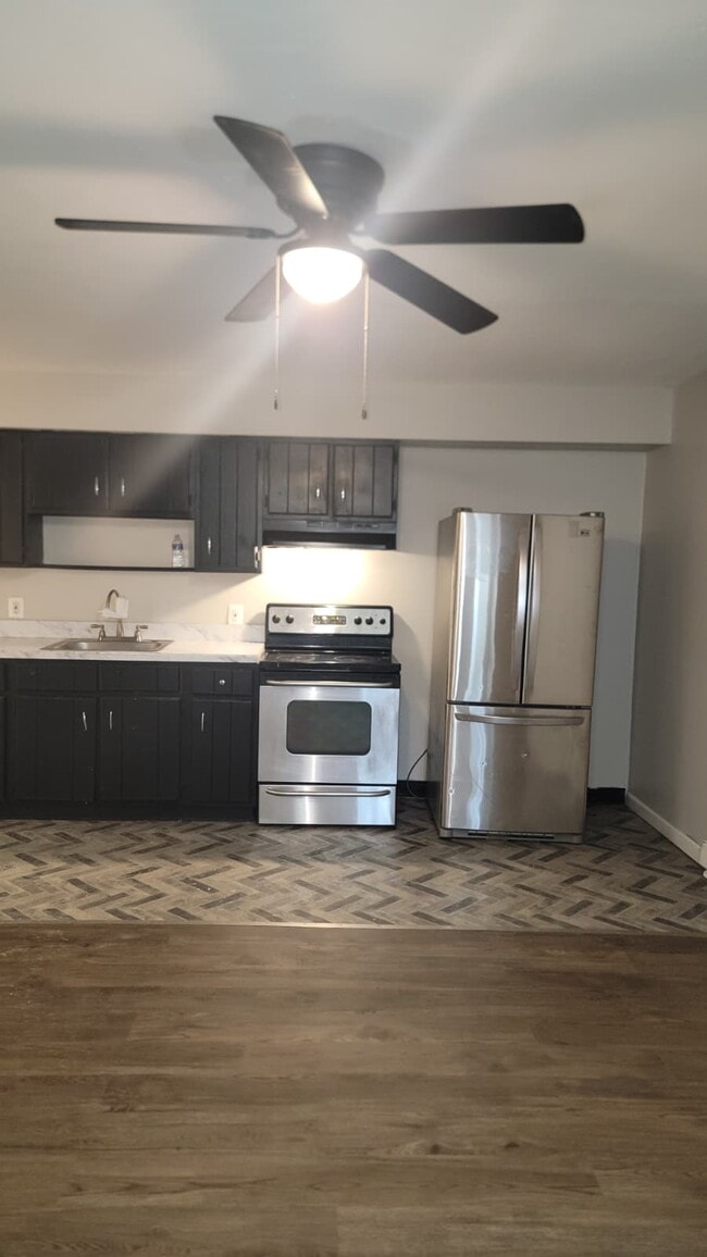 property at 753-755 N Washington St