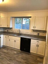 5 French St in Danbury, CT - Building Photo - Building Photo