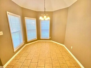 9087 Weeping Cherry Ln in Memphis, TN - Building Photo - Building Photo