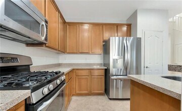 9764 Bedstraw St in Las Vegas, NV - Building Photo - Building Photo