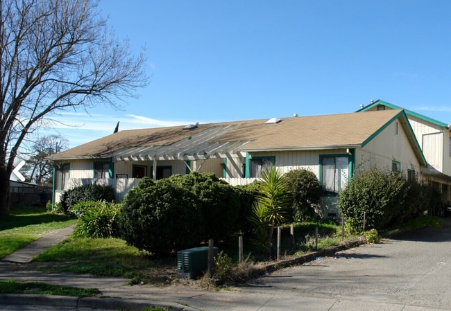 property at 2369 Kenton Ct