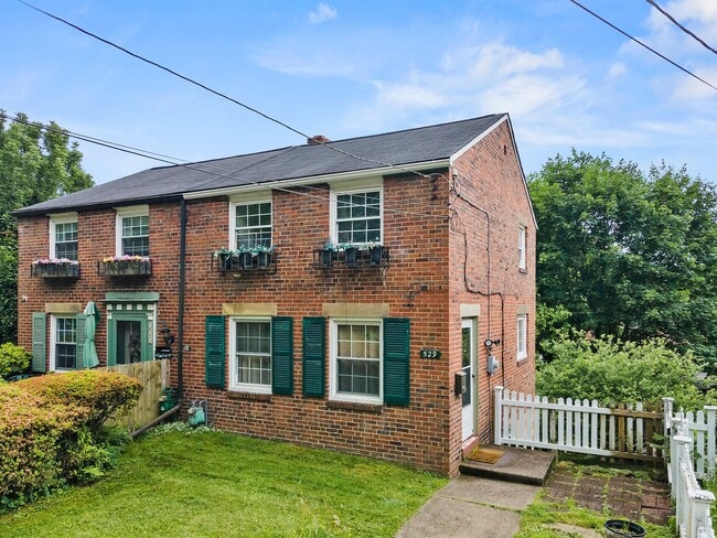 529 Beaver St in Leetsdale, PA - Building Photo - Building Photo
