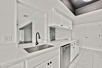 7231 Big Bend Dr in Spring Hill, FL - Building Photo - Building Photo