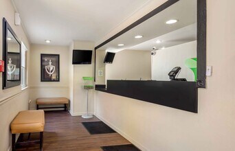 Furnished Studio-Charlotte - Tyvola Rd. - in Charlotte, NC - Building Photo - Building Photo
