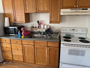 104 Massachusetts Ave in Boxborough, MA - Foto de edificio - Building Photo