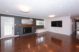 5936 Clearbrook Dr in Knoxville, TN - Building Photo - Building Photo