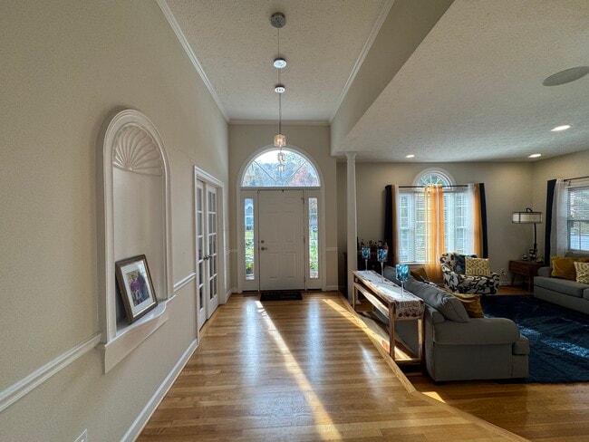 329 Woodbrook Run in Newport News, VA - Building Photo - Building Photo