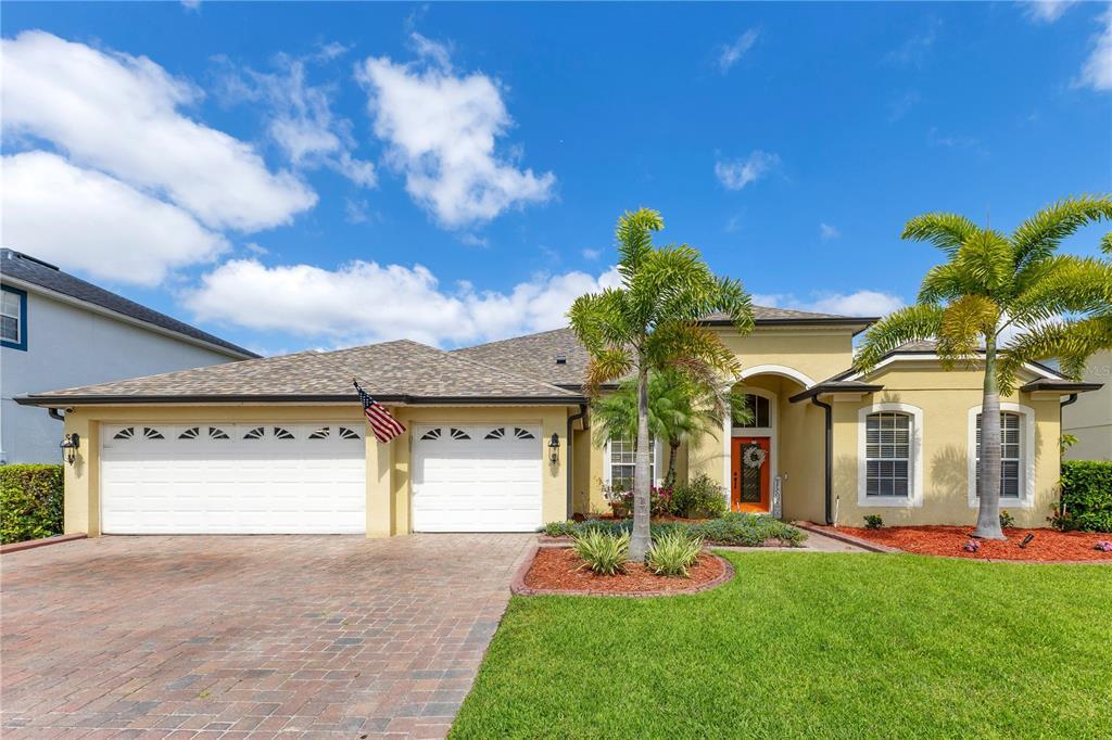 16313 Birchwood Way in Orlando, FL - Building Photo