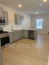 1817 Autumn Mist Dr in Winston-Salem, NC - Building Photo - Building Photo