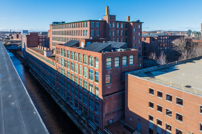 Canal Place in Lowell, MA - Foto de edificio - Primary Photo