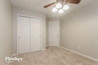 592 Hannah Pl photo'