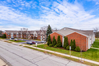 Courtyard Senior Apartment Homes - 55+ in Milwaukee, WI - Foto de edificio - Building Photo