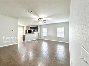 396 Waterloo Dr in Kyle, TX - Building Photo - Building Photo