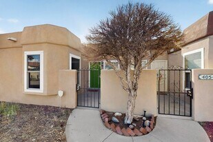 405 Zena Lona St NE in Albuquerque, NM - Building Photo