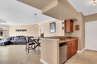 875 NW Flagler Ave-Unit -305 in Stuart, FL - Building Photo - Building Photo