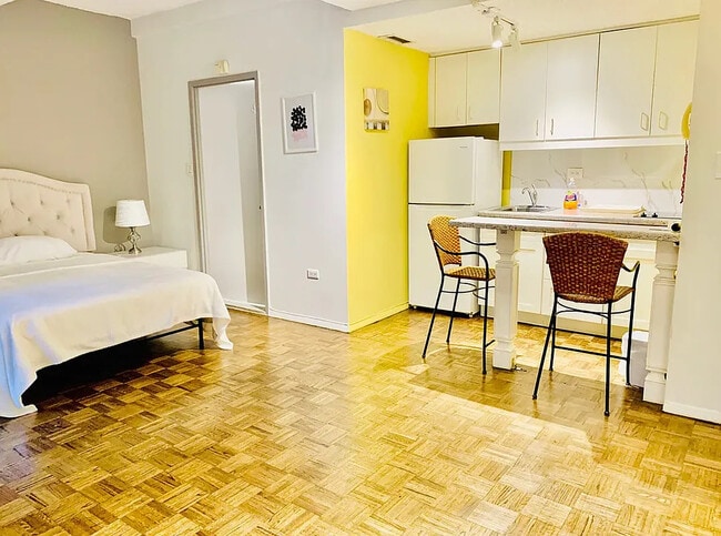 property at 150 W 51st St