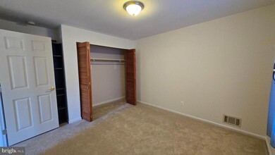 4934 Bel Pre Rd in Rockville, MD - Building Photo - Building Photo