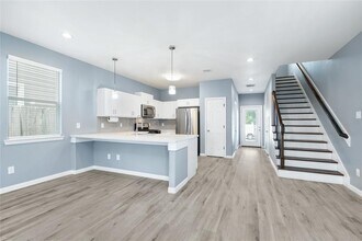 7813 Sealey St in Houston, TX - Building Photo - Building Photo