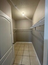 8848 Villa View Cir, Unit 308 in Orlando, FL - Foto de edificio - Building Photo