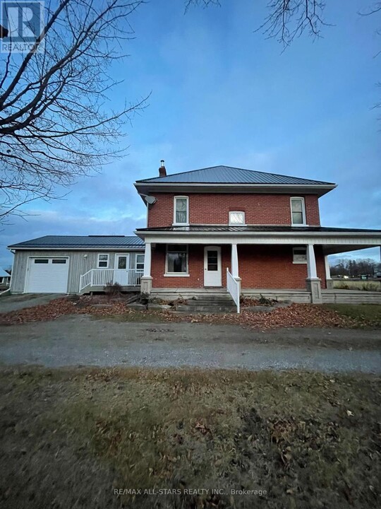 765 County Rd 121 in Kawartha Lakes, ON - Building Photo