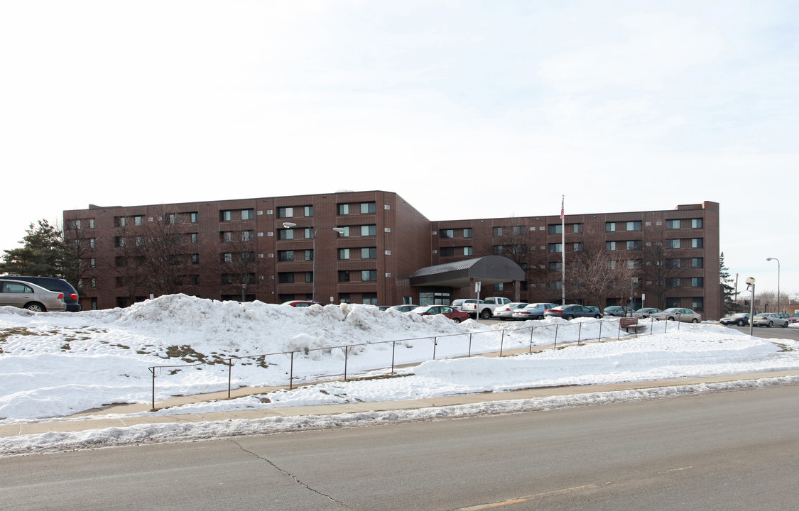 North Park Plaza in Minneapolis, MN - Building Photo