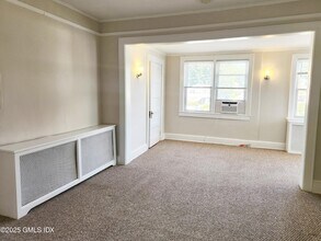 15 Scofield St, Unit 1F in Greenwich, CT - Building Photo - Building Photo