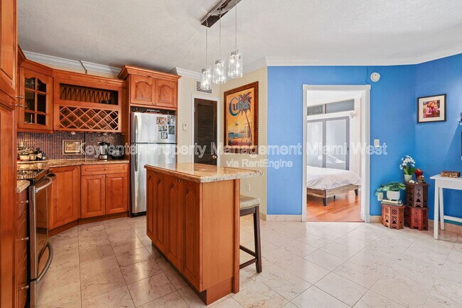 property at 1340 Lincoln Rd