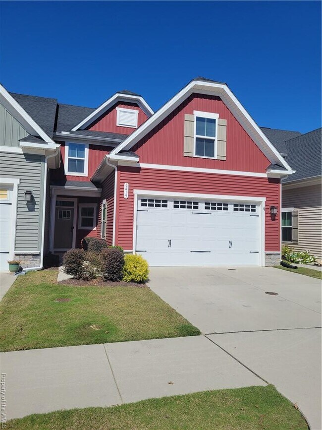 property at 3419 Foxglove Dr