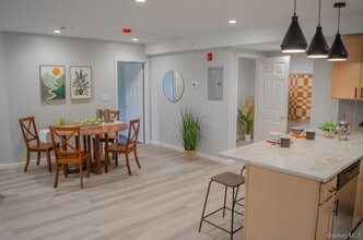 540 Joslen Blvd in Hudson, NY - Building Photo - Building Photo