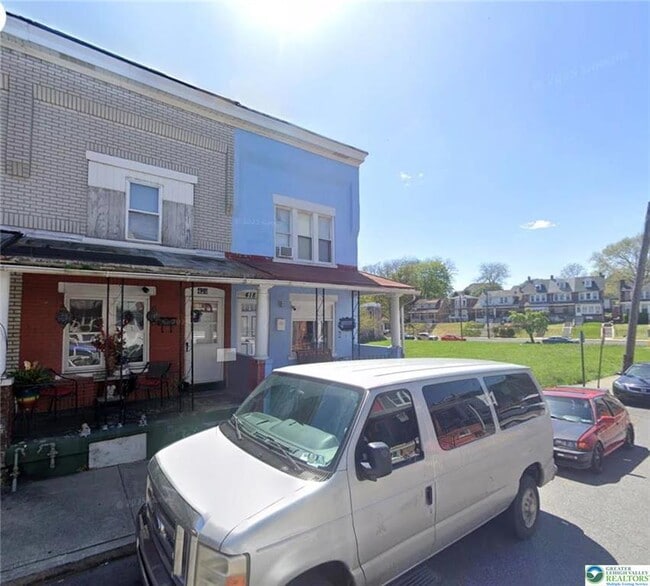 property at 420 E Ct St