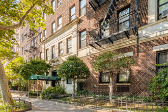 Abraham Lincoln in Brooklyn, NY - Building Photo - Building Photo