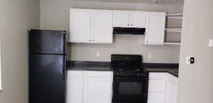 804 Sunset Rd in Colorado Springs, CO - Building Photo