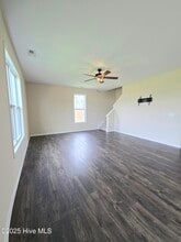 743 Pine Cone Dr in Winnabow, NC - Foto de edificio - Building Photo