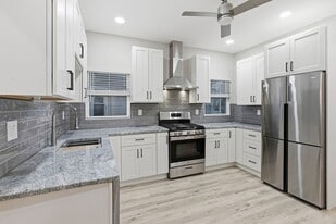 43 Lonsdale St, Unit 2 in Boston, MA - Building Photo