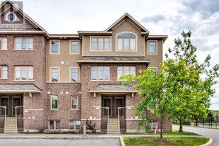 125 Windswept Private in Ottawa, ON - Building Photo