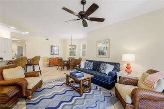 470 Launch Cir in Naples, FL - Building Photo - Building Photo