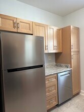 408 W 28th St in Baltimore, MD - Foto de edificio - Building Photo