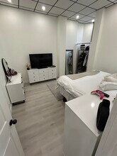 67 Sand Creek Rd, Unit 1 in Albany, NY - Foto de edificio - Building Photo