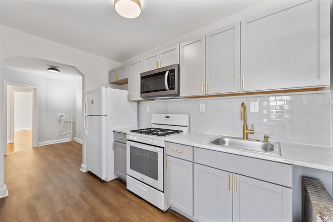 4348 Southern Ave SE in Washington, DC - Building Photo - Building Photo