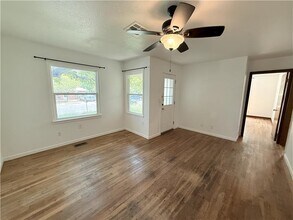 1004 S 3rd St in Copperas Cove, TX - Building Photo - Building Photo
