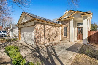 21211 Byerly Turk Dr in Pflugerville, TX - Building Photo - Building Photo