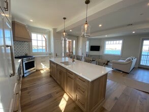 412 Lake Ave in Bay Head, NJ - Building Photo - Building Photo