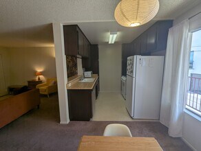 1831 Purdue Ave, Unit 104 in Los Angeles, CA - Building Photo - Building Photo